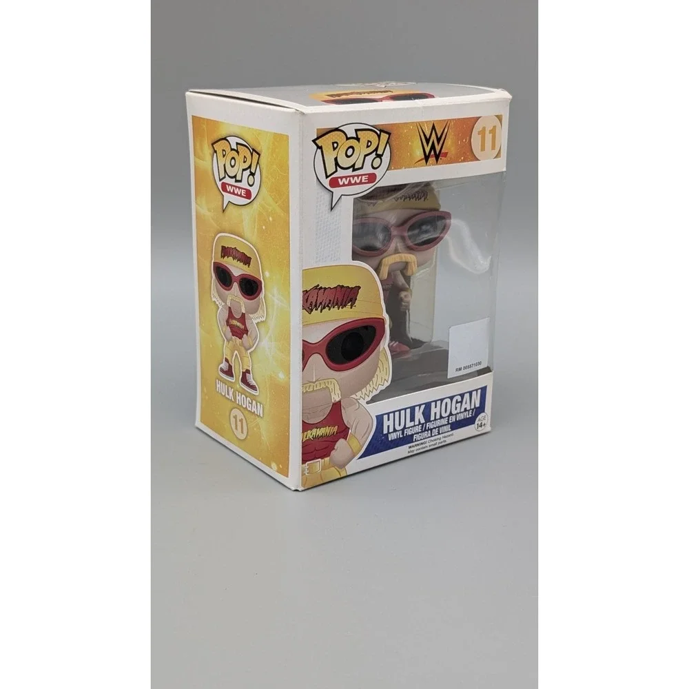 WWE Hulk Hogan Funko Pop Vinyl Figure #11 Hologram‎ Box Wrestling